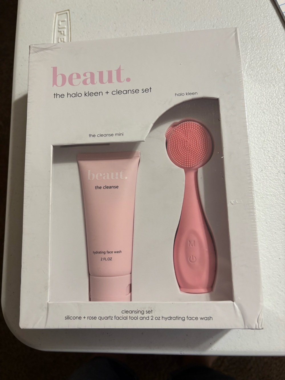 Beaut Pink Facial Cleanser & Silicone Brush Set - Pink